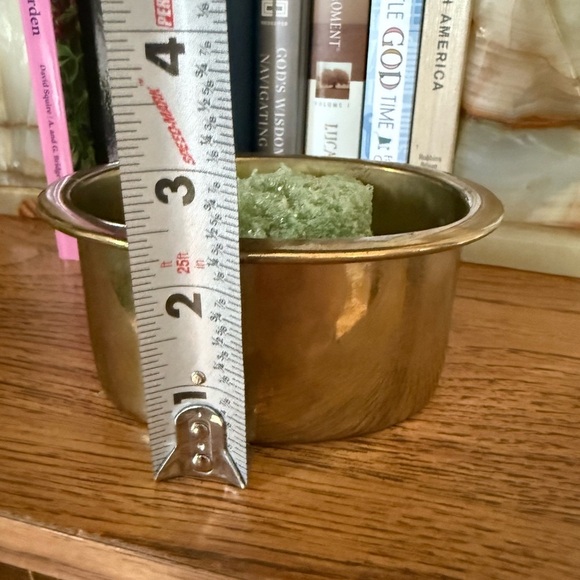 Vintage Brass Oval Planter Made In Taiwan - Picture 6 of 7